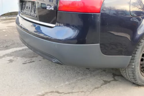 Audi A6 4B Limousine Stoßstange hinten Heckstoßstange Stoßfänger blau LZ5L PDC (152412)