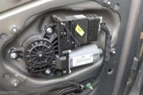 VW Golf 5 ektrischer Fensterheber Motor hinten links 1K4839401E 1K0959703K (152676)