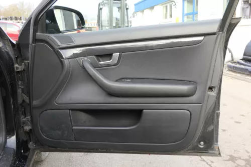 4x Audi A4 8E B6 Türverkleidung Verkleidung Tür vorne + hinten schwarz soul (152726)