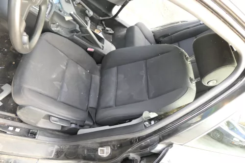 Audi A4 B7 B6 8E Sitz Fahrersitz vorne links elektrisch Q219 (152727)