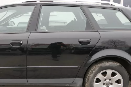 Audi A4 B6 8E Türblatt Tür hinten links schwarz LY9B bril Kombi Avant mit Rahmen