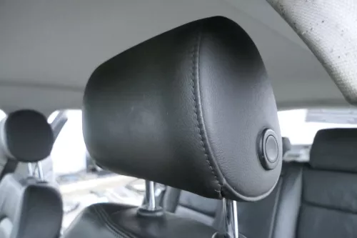 Audi A6 4F C6 Kopfstütze vorne links Kopfstützen Leder schwarz soul Milano