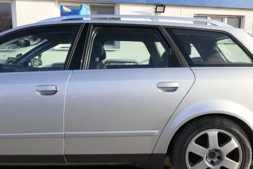 Audi A4 B6 8E Türblatt Tür hinten links silber grau LY7W Kombi Avant + Rahmen