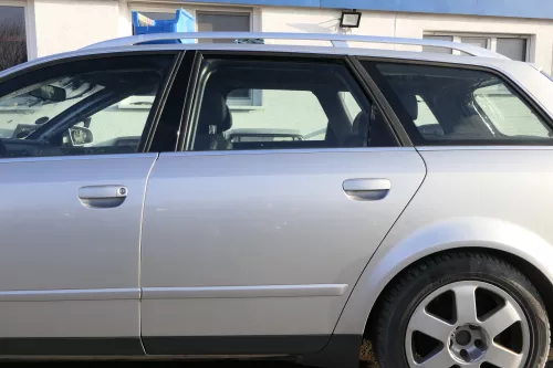 Audi A4 B6 8E Türblatt Tür hinten links silber grau LY7W Kombi Avant + Rahmen (153030)