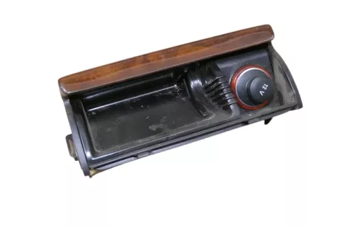 VW Passat 3B 3BG Aschenbecher Zigarettenanzünder vorne Dekor Holz (154340)