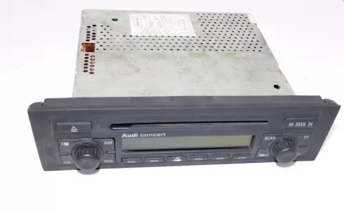 Audi A4 8E B6 Radio CD Player Original concert 8E0057186 + Code (154983)