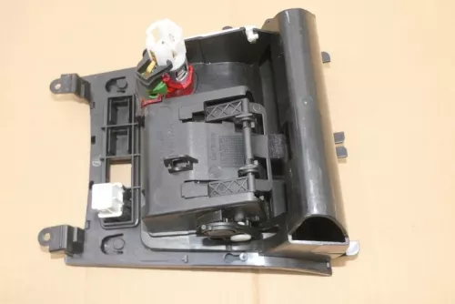 Golf 5 Aschenbecher Zigarettenanzünder vorne 1K0857961 Aludekor silber Alu grau (155104)