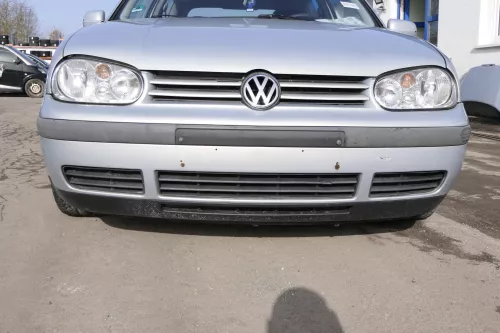 VW Golf 4 Stoßstange vorne Stoßfänger vorn vorne silber LB7Z satinsilber (155182)