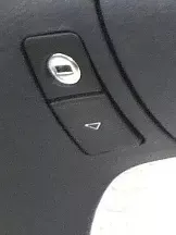 Audi A8 4D Handschuhfach Betätigung Schalter Öffner 4D1857147A 4D1857147C