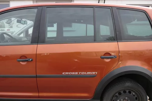 VW Touran 1T 1T3 Tür hinten links rot braun orange LA3U Cross