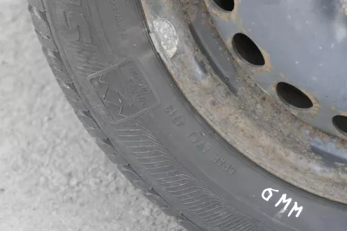 4x VW Golf 6 Plus 5M 195/65 R15 91T Winterreifen M+S Felgen Reifen M&S 4-6mm (155522)