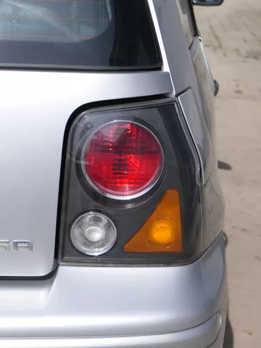 Seat Arosa 6H Rücklicht Rückleuchte Heckleuchte Hecklicht hinten rechts 6H094512 (155543)