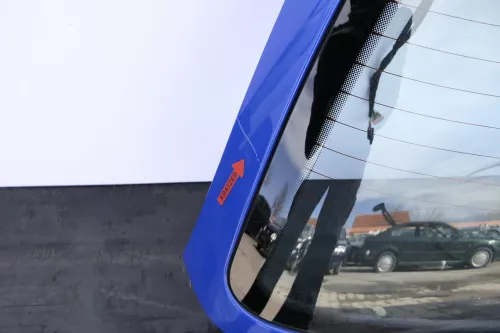 VW Golf 4 Limousine Heckklappe Kofferraumklappe Klappe hinten blau LW5Z - Delle (155572)