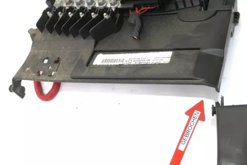 VW Polo 9N 9N3 Ibiza Kasten Abdeckung Batterie Sicherungsträger Sicherung (155621)