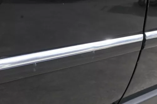 VW Passat 3B 3BG Limousine Tür hinten rechts schwarz LC9Z chrom ohne Anbauteile (155870)