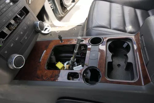 VW Touareg 7L Aschenbecher Mitteltunnel Tunnel Holz Dekor Wurzelnuss Abdeckung T (156036)