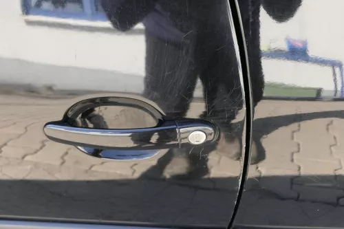 VW Lupo Seat Arosa Tür vorne links Fahrertür schwarz L041 (für elektr.Fensterhe (156285)