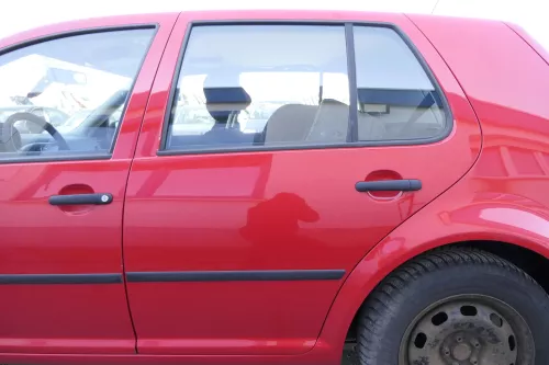 VW Golf 4 1J Limousine Tür hinten links rot LP3G (KEINkombi)
