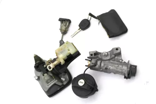 Seat Ibiza 6L Schloßsystem 1xTürschloß Heckschloß 1x Schlüssel Schloß Zündschloß (156385)