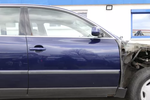 VW Passat 3B 3BG Kombi + Limo Tür vorne rechts Beifahrertür blau LB5N indigoblau (156565)