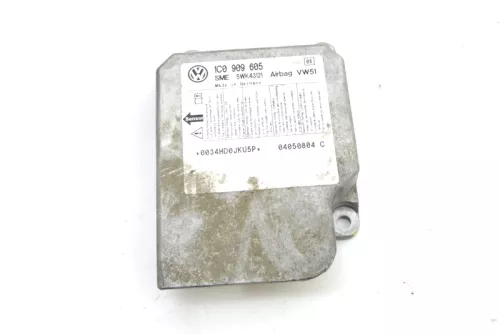 Skoda Octavia 1U Steuergerät Airbag Airbagsteuergerät 1C0909605 Index 06 (156789)