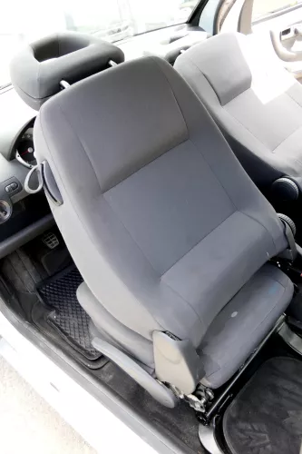 Seat Arosa Lupo Sitz vorne links Fahrersitz Höhenverstellung dunkel RAVE (157055)