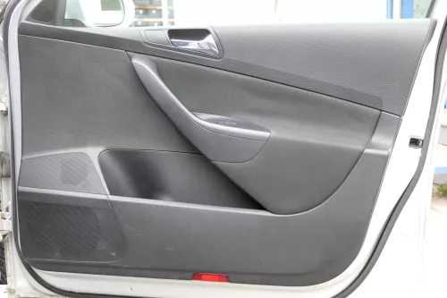 VW Passat 3C Variant 1x Türverkleidung Verkleidung Tür vorne rechts Beifahrertür