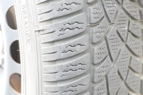 VW Passat 3C Golf Reifen Winterrreifen M&S 205/55 R16 94H Felgen 5-7mm (157450)