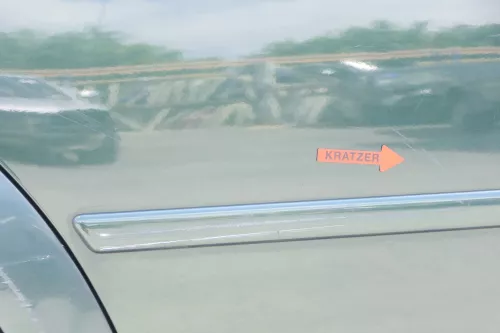 VW Bora Tür hinten rechts nur Limousine grün LC6M 1J5833056F (157459)