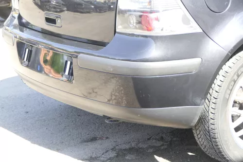 VW Golf 4 Limousine Stoßstange hinten Heckstoßstange Stoßfänger schwarz LC9Z m (157709)