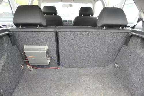 Golf 4 Limousine Sitz Rückbank Rücksitzbank Sitzfläche Sitze Kopfstützen schwarz (157744)