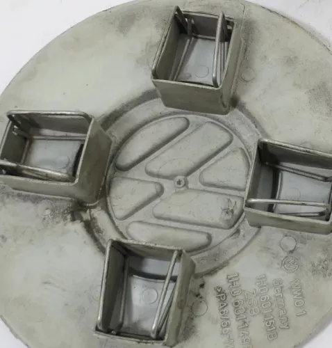 original 4 Stück VW Lupo Polo 6N Golf 3 Radkappe Radzierkappe Nabendeckel klein (157809)