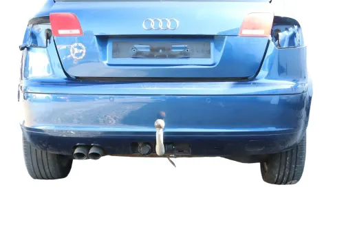 Audi A3 8P Stoßstange Stoßfänger hinten 4/5-Türer blau LZ5C AHK PDC