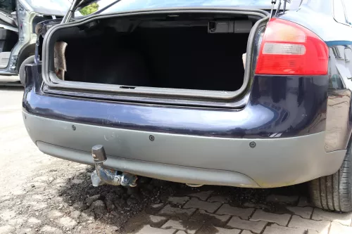 Audi A6 4B Limousine Stoßstange hinten Heckstoßstange Stoßfänger blau LZ5L PDC n