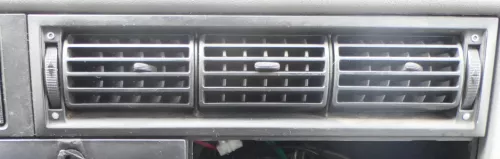 VW T4 Lüftungsdüse Düse Lüftung vorne in der Mitte 7D1819703A 3 Fach (158027)