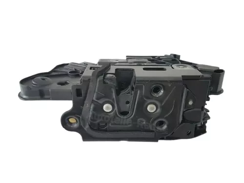 VW Scirocco Tiguan CC Sharan Stellmotor Tür Türschloß vorne links 5N1837015E (158196)