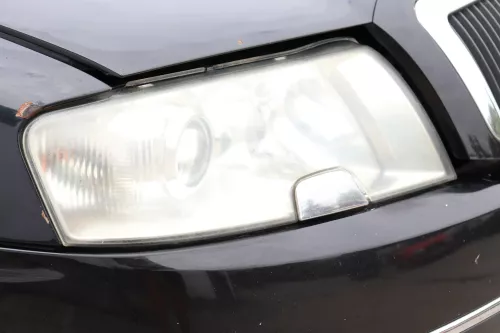 Skoda Superb 3U Stoßstange vorne Frontstoßstange schwarz LF9R (158438)