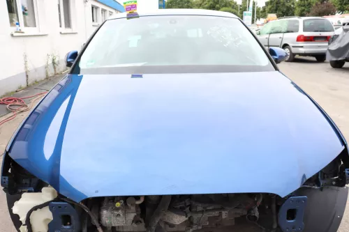 Audi A3 8P 4/5-Türer Motorhaube Haube Klappe vorn vorne blau LZ5C Sportback d