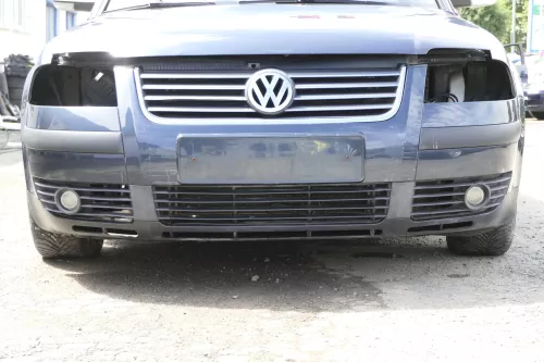VW Passat 3BG Stoßstange vorne Frontstoßstange Stoßfänger grau blau LC5F