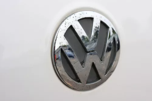 VW Fox 5Z Heckklappe Kofferraumklappe Klappe hinten + Scheibe weiß LB9A ohneAnba (159027)