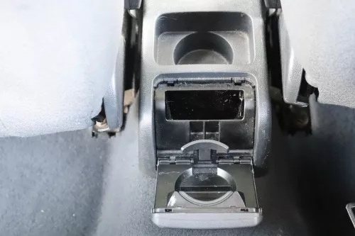 Skoda Fabia 6Y Aschenbecher hinten 6Y0863242  47H Becherhalter