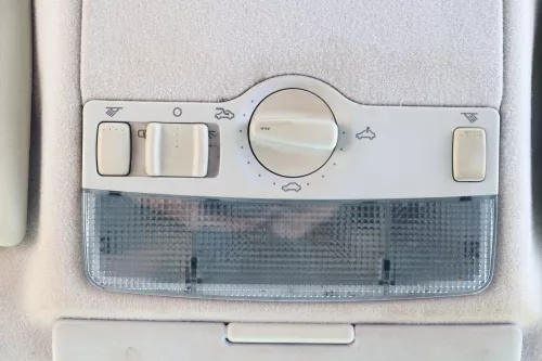 VW Golf 4 3B Innenraumleuchte Leuchte innen Schiebedach 8D0959613A