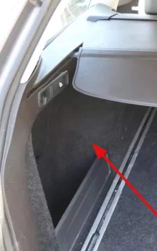 VW Passsat 3C B7 Kombi Abdeckung Verkleidung Kofferraum hinten links BRAUN