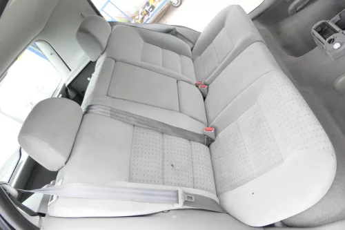 Golf 4 Limousine Sitz Rückbank Rücksitzbank Sitzfläche Kopfstützen Velour grau