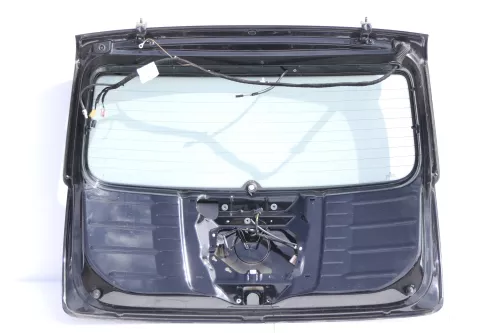VW Fox 5Z Heckklappe Kofferraumklappe Klappe hinten + Scheibe schwarz L041 uni d (159474)