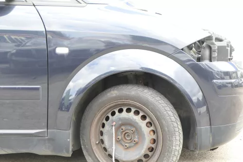 Audi A2 8Z Kotflügel vorne rechts blau LZ5Q kobaltblau