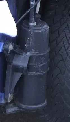 VW Golf Beetle Aktivkohlefilter Aktivkohlebehälter 1HM201801B Druckventil