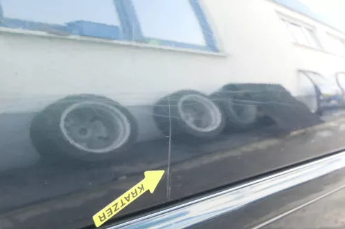 VW Golf 3 4 1E Cabrio Tür vorne rechts Beifahrertür grün - ohne Anbauteile (159795)