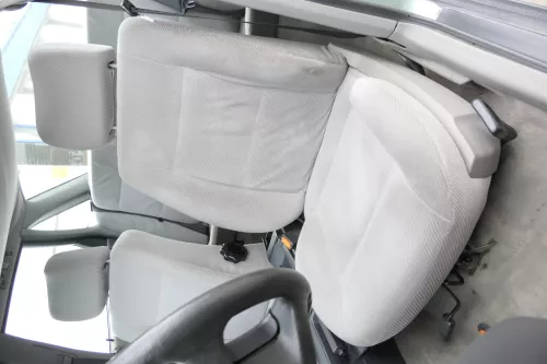 Audi 80 Sitz Fahrersitz vorne links +rechts Beifahrersitz