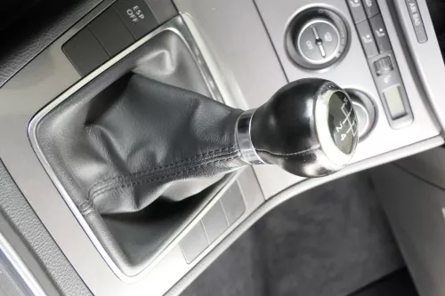 VW Passat 3C 5-Gang Schaltknauf Schaltsack Schaltung Schaltknüppel original Sch (160027)
